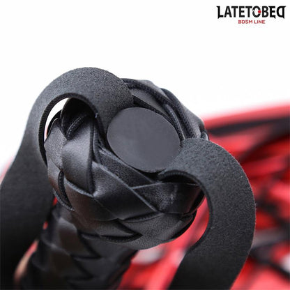 LATETOBED BDSM LINE - FLOGGER  65CM NEGRO Y ROJO
