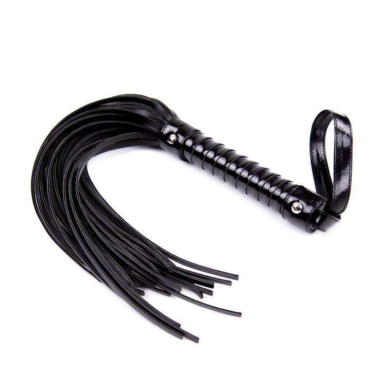 LATETOBED BDSM LINE - FLOGGER CON MANGO BRILLANTE 44 CM NEGRO