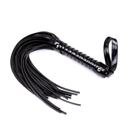 LATETOBED BDSM LINE - FLOGGER CON MANGO BRILLANTE 44 CM NEGRO