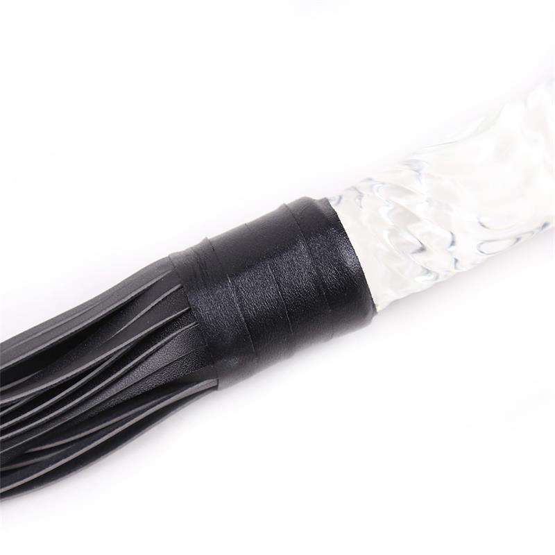 LATETOBED BDSM LINE - FLOGGER CON MANGO DE CRISTAL 70 CM