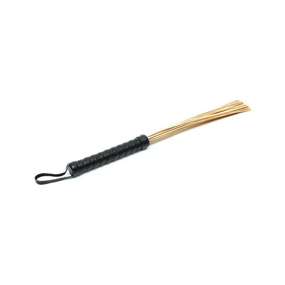 BONDAGE PLAY - FLOGGER CON TIRAS DE RATÁN