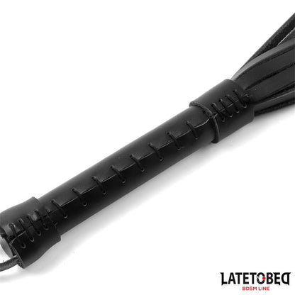 LATETOBED BDSM LINE - FLOGGER DE PIEL 50 CM
