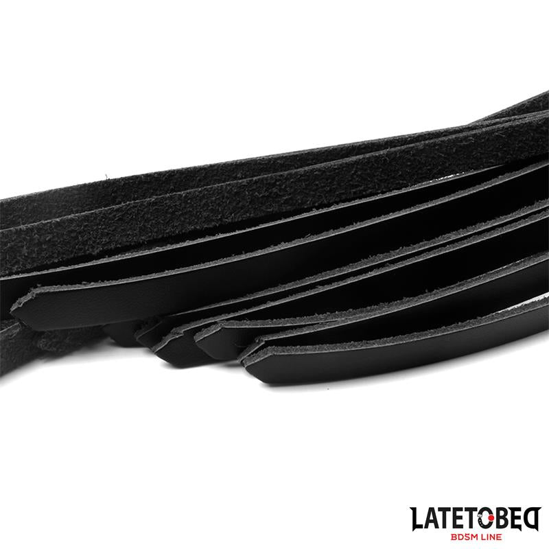 LATETOBED BDSM LINE - FLOGGER DE PIEL 50 CM