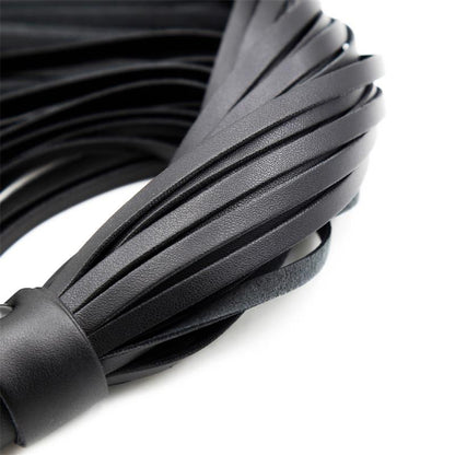 LATETOBED BDSM LINE - FLOGGER ESTILO NEOPRENO 48.5 CM
