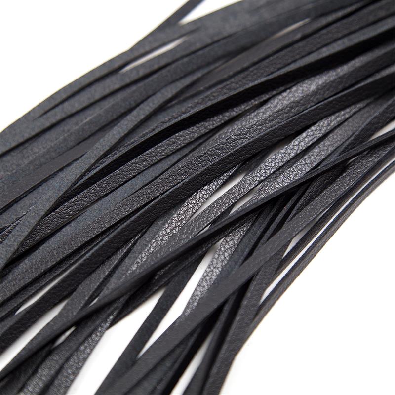 LATETOBED BDSM LINE - FLOGGER MANGO DE METAL 69 CM NEGRO
