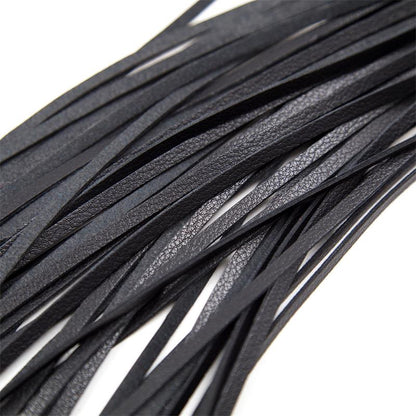 LATETOBED BDSM LINE - FLOGGER MANGO DE METAL 69 CM NEGRO