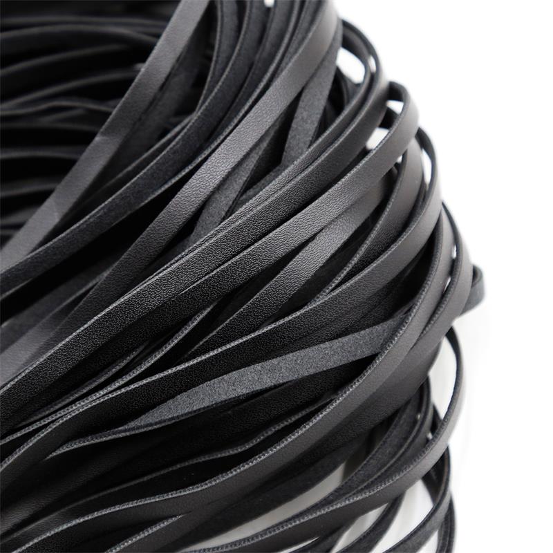LATETOBED BDSM LINE - FLOGGER MANGO TRENZADO 76 CM