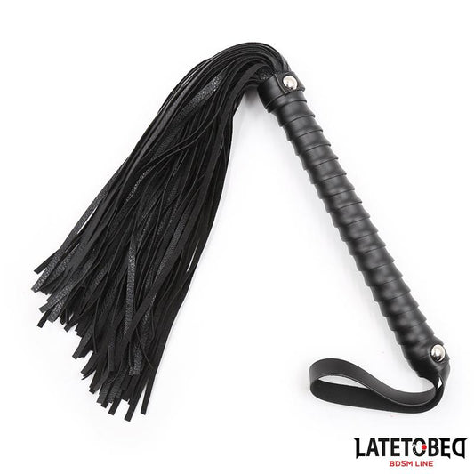 LATETOBED BDSM LINE - FLOGGER NEGRO  48.5CM