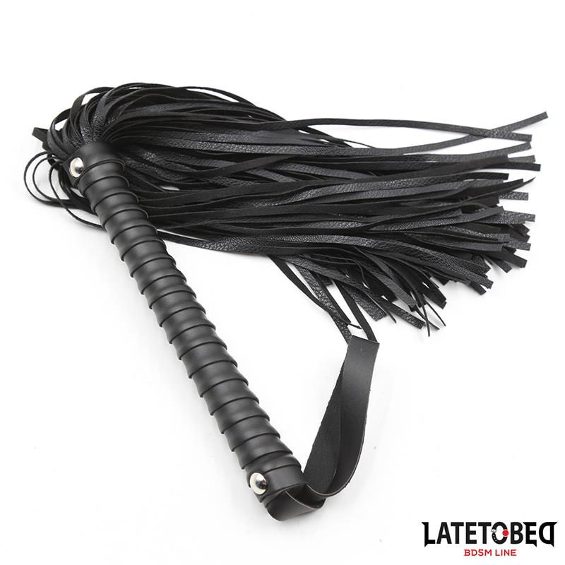 LATETOBED BDSM LINE - FLOGGER NEGRO  48.5CM