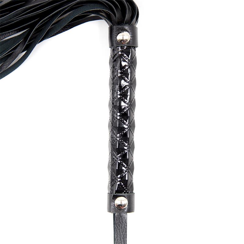 LATETOBED BDSM LINE - FLOGGER PATRÓN DE DIAMANTE Y MANGO DE METAL 39 CM NEGRO