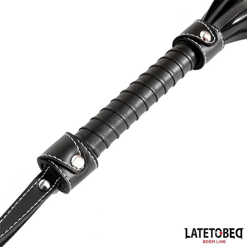 LATETOBED BDSM LINE - FLOGGER PREMIUM 77CM