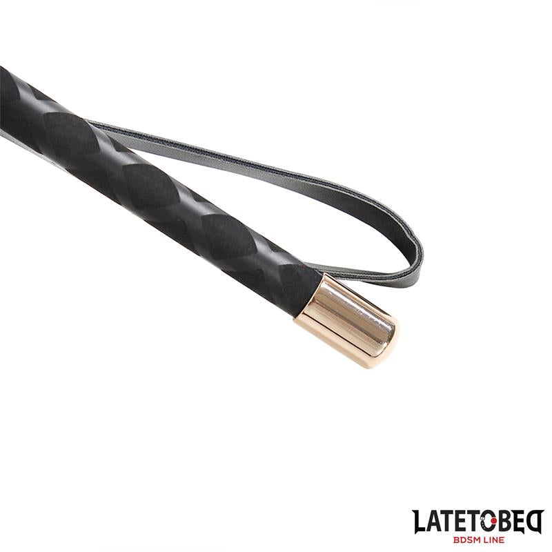 LATETOBED BDSM LINE - FUSTA CLASICA DETALLES DORADOS 45CM