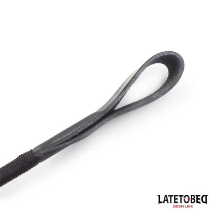 LATETOBED BDSM LINE - FUSTA CLÁSICA MANGO TRENZADO 60CM