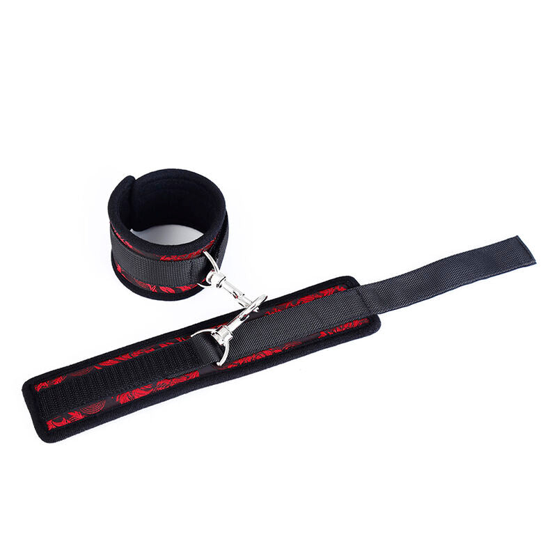 OHMAMA FETISH - SCANDAL HANDCUFFS AND DOLLS