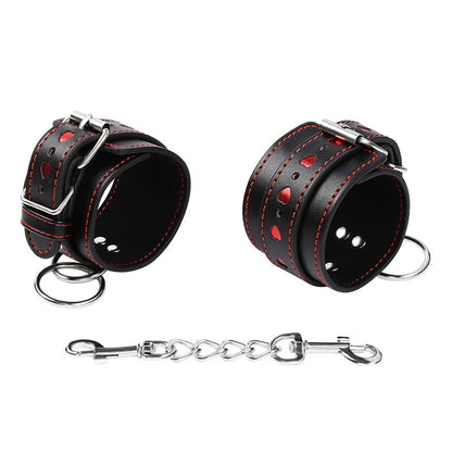 OHMAMA FETISH - HEART-INLAID HANDCUFFS