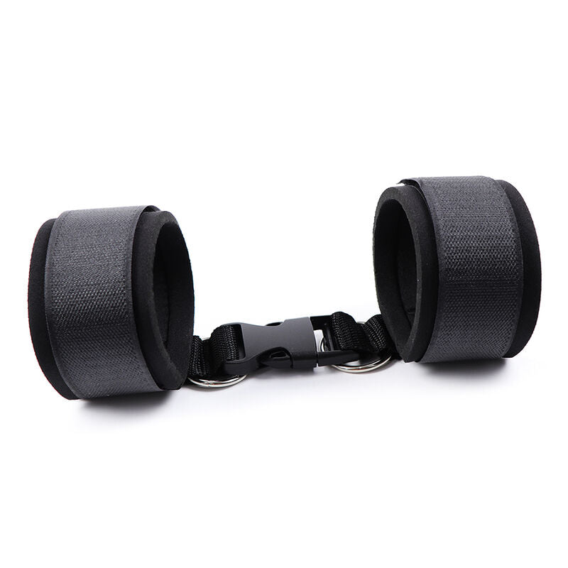 OHMAMA FETISH - NEOPRENE HANDCUFFS WITH CLOSURE