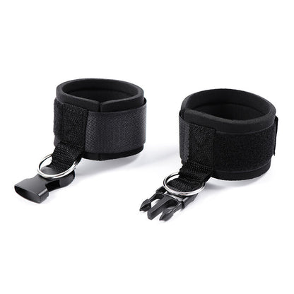 OHMAMA FETISH - NEOPRENE HANDCUFFS WITH CLOSURE