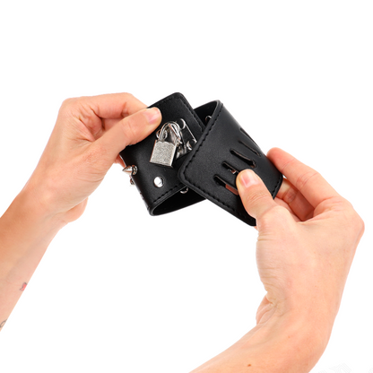 KINK - PUNK STYLE WRISTBANDS WITH SPIKES 25 X 6 CM