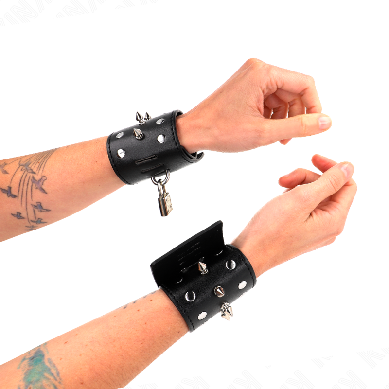KINK - PUNK STYLE WRISTBANDS WITH SPIKES 25 X 6 CM