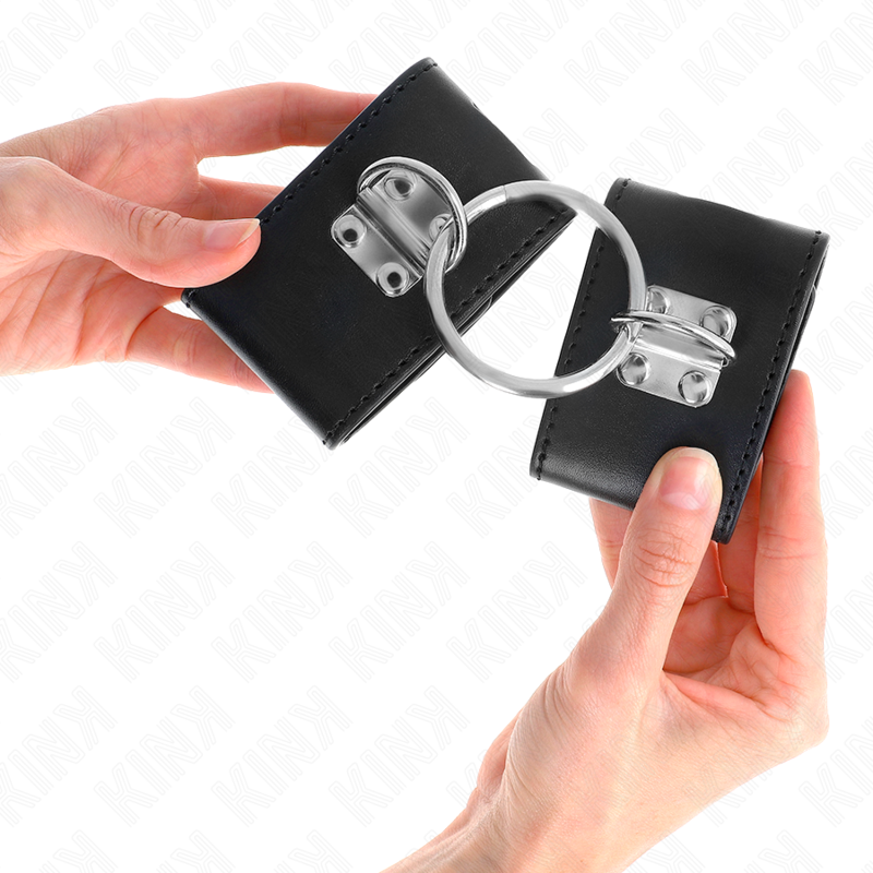 KINK - Fixed Wristbands with Ring and Adjustable Black Padlock Closure 16-23 cm x 5.5 cm