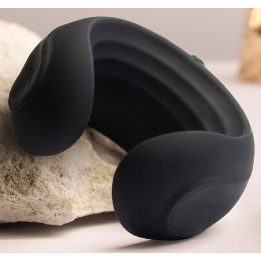 ROCKS- OFF - ECHO Masturbator Vibrador