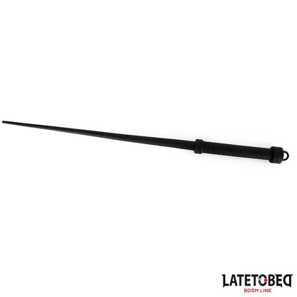 LATETOBED BDSM LINE - LÁTIGO DE SILICONA NEGRO 63.5CM