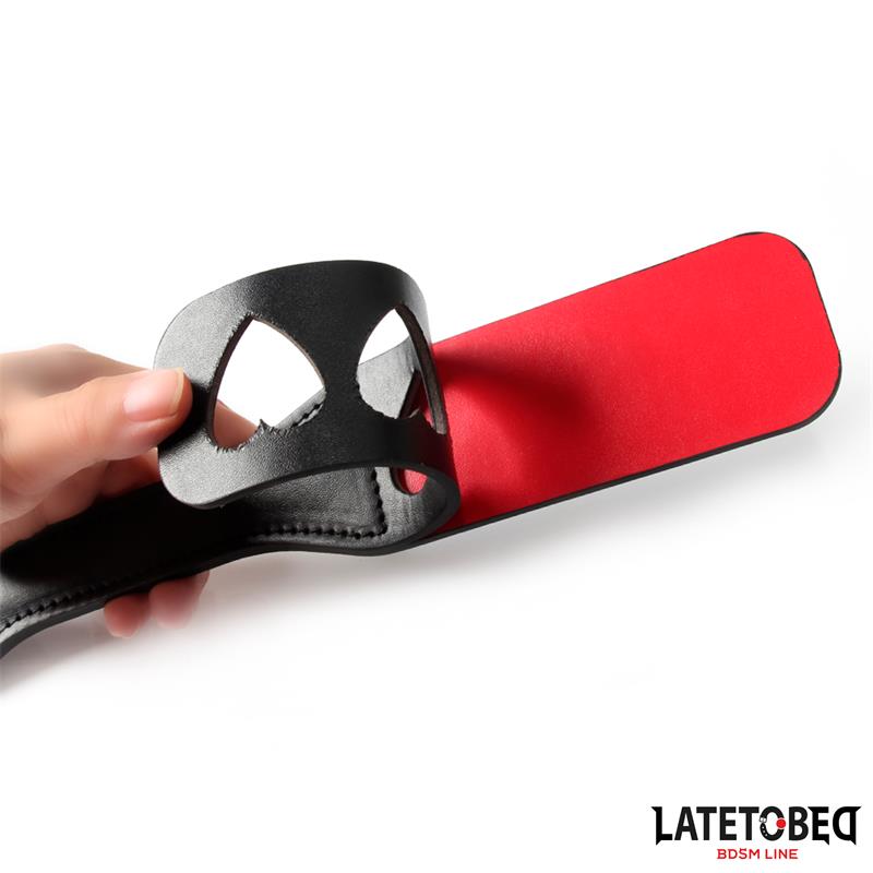 LATETOBED BDSM LINE - PALA DOBLE CAPA CON CORAZONES 32 CM