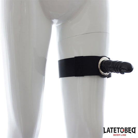 LATETOBED BDSM LINE - PENE PEQUEÑO MULTIPOSICIÓN PIERNA NEGRO
