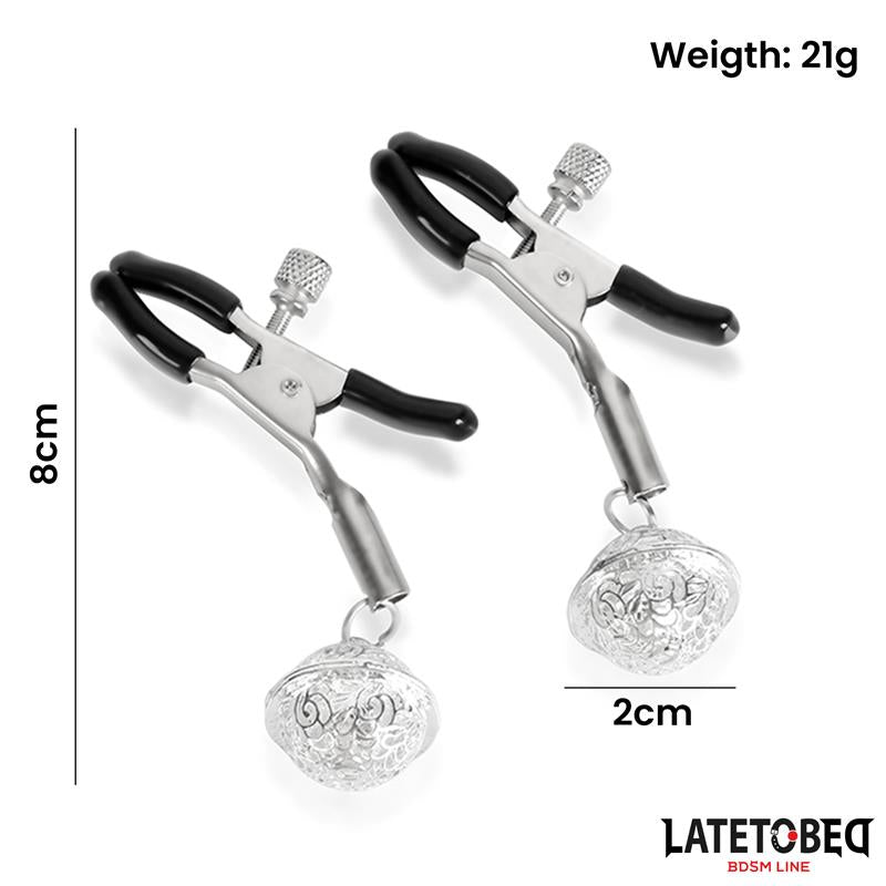 LATETOBED BDSM LINE - PINZAS PARA PEZONES CON CASCABEL PLATEADO Y NEGRO