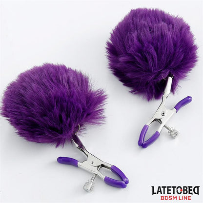 LATETOBED BDSM LINE - PINZAS PARA PEZONES CON PELO PÚRPURA