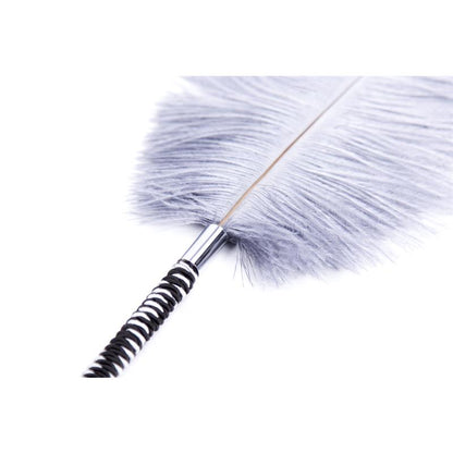 LATETOBED BDSM LINE - PLUMAS ESTIMULADORAS 46 CM BLANCO/NEGRO