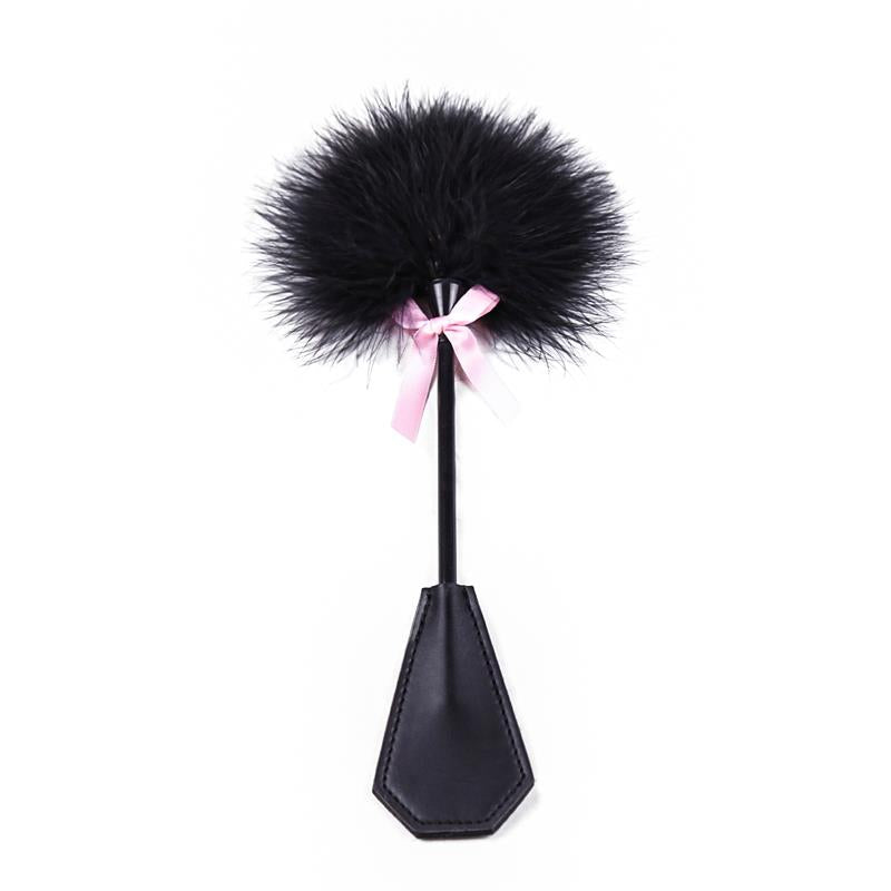 LATETOBED BDSM LINE - PLUMERO Y PALA 2 EN 1 29 CM NEGRO