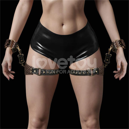 LOVETOY - REBELLION REIGN SET DE RESTRICCIONES PARA MUSLOS Y MUÑECAS
