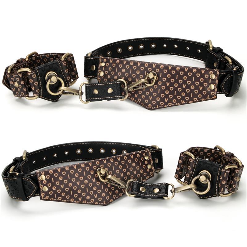 LOVETOY - REBELLION REIGN SET DE RESTRICCIONES PARA MUSLOS Y MUÑECAS