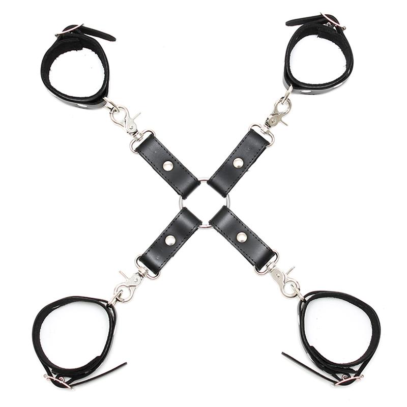 BONDAGE PLAY - RESTRIÇÕES EM PELE AJUSTÁVEIS