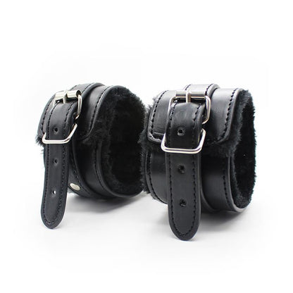 INTOYOU BDSM LINE - SET BONDAGE 11 PIEZAS NEGRO