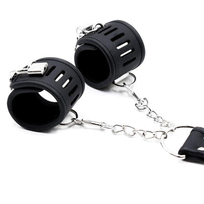 INTOYOU BLACK SHADOW - SET DE COLLAR CON ESPOSAS Y PARA MUÑECAS CUERO VEGANO