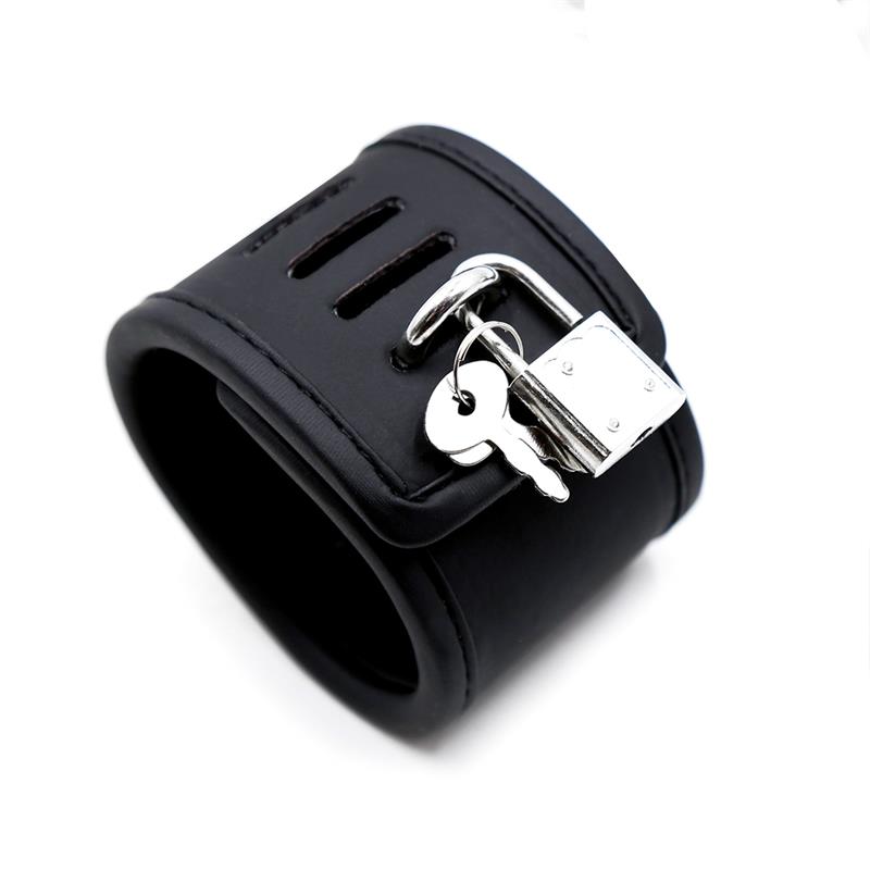 INTOYOU BLACK SHADOW - SET DE COLLAR CON ESPOSAS Y PARA MUÑECAS CUERO VEGANO