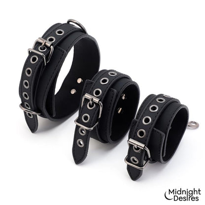 MIDNIGHT DESIRES - SET DE RESTRICCIONES CON COLLAR Y ESPOSAS