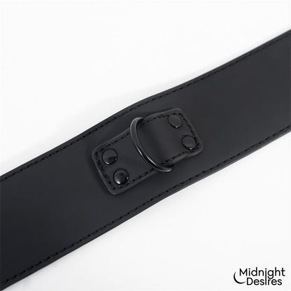 MIDNIGHT DESIRES - SET DE RESTRICCIONES CON ESPOSAS Y COLLAR CON CORREA