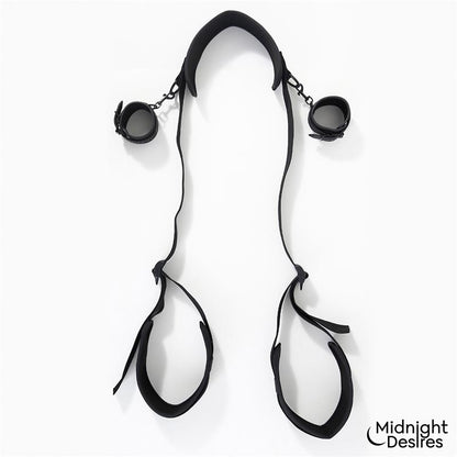 MIDNIGHT DESIRES - SET DE RESTRICCIONES CON SUJECIÓN PARA EL CUELLO