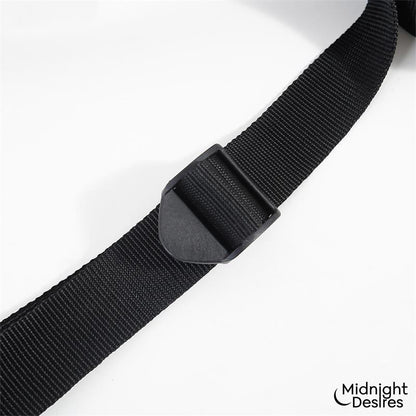 MIDNIGHT DESIRES - SET DE RESTRICCIONES CON SUJECIÓN PARA EL CUELLO