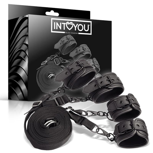 INTOYOU BLACK SHADOW - SET DE RESTRICCIONES PARA LA CAMA CUERO VEGANO