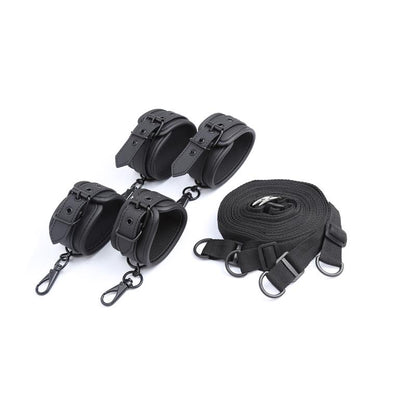 INTOYOU BLACK SHADOW - SET DE RESTRICCIONES PARA LA CAMA CUERO VEGANO