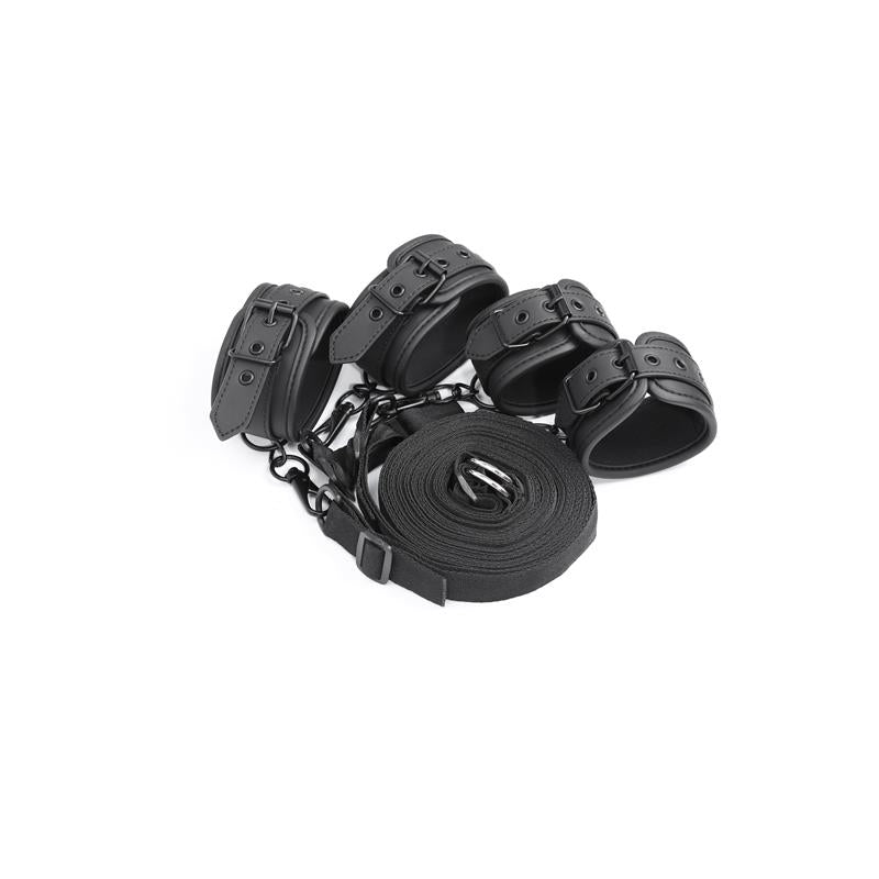 INTOYOU BLACK SHADOW - SET DE RESTRICCIONES PARA LA CAMA CUERO VEGANO