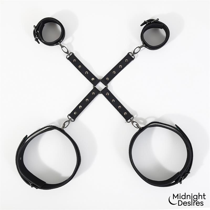 MIDNIGHT DESIRES - SET DE RESTRICCIONES PARA MUSLOS Y MUÑECAS