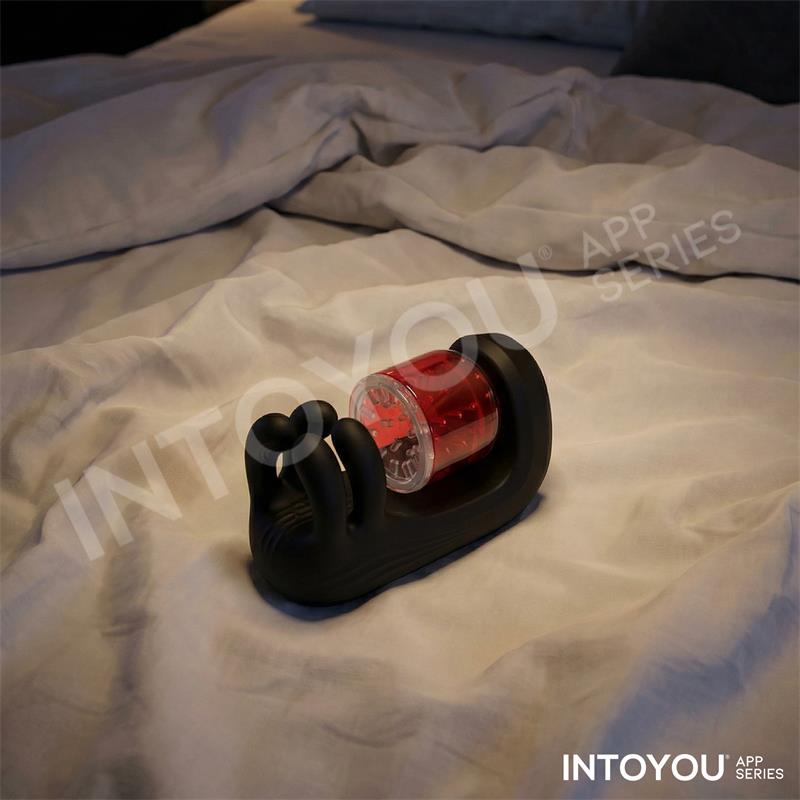 INTOYOU APP SERIES - TORKY MASTURBADOR CON ROTACIÓN COMPRESIÓN CON APP